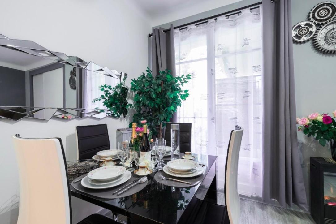 Beau 3 Pieces, 7 Pers, 2 Terrasses, Centre, Calme, Securite Apartment Nice